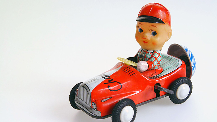 Wind up deals toy car mechanism